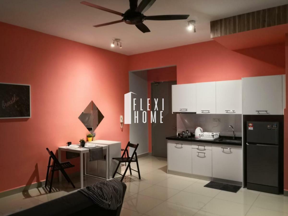 Colour-Theme Designed, Private Studio Home, Cybersquare 27B Cyberjaya, Flexihome-My Ngoại thất bức ảnh